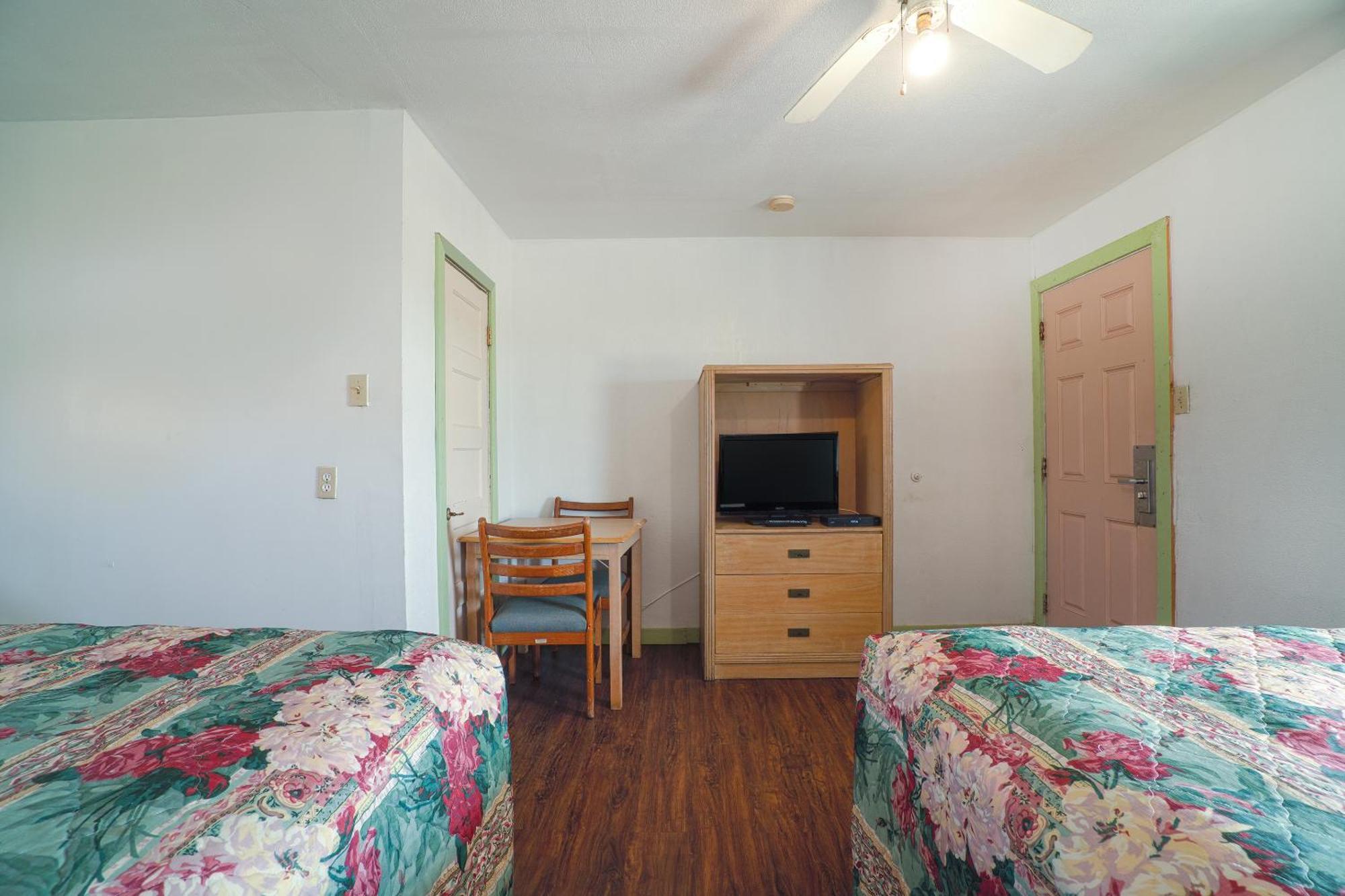 Motel Budget By Oyo 2*