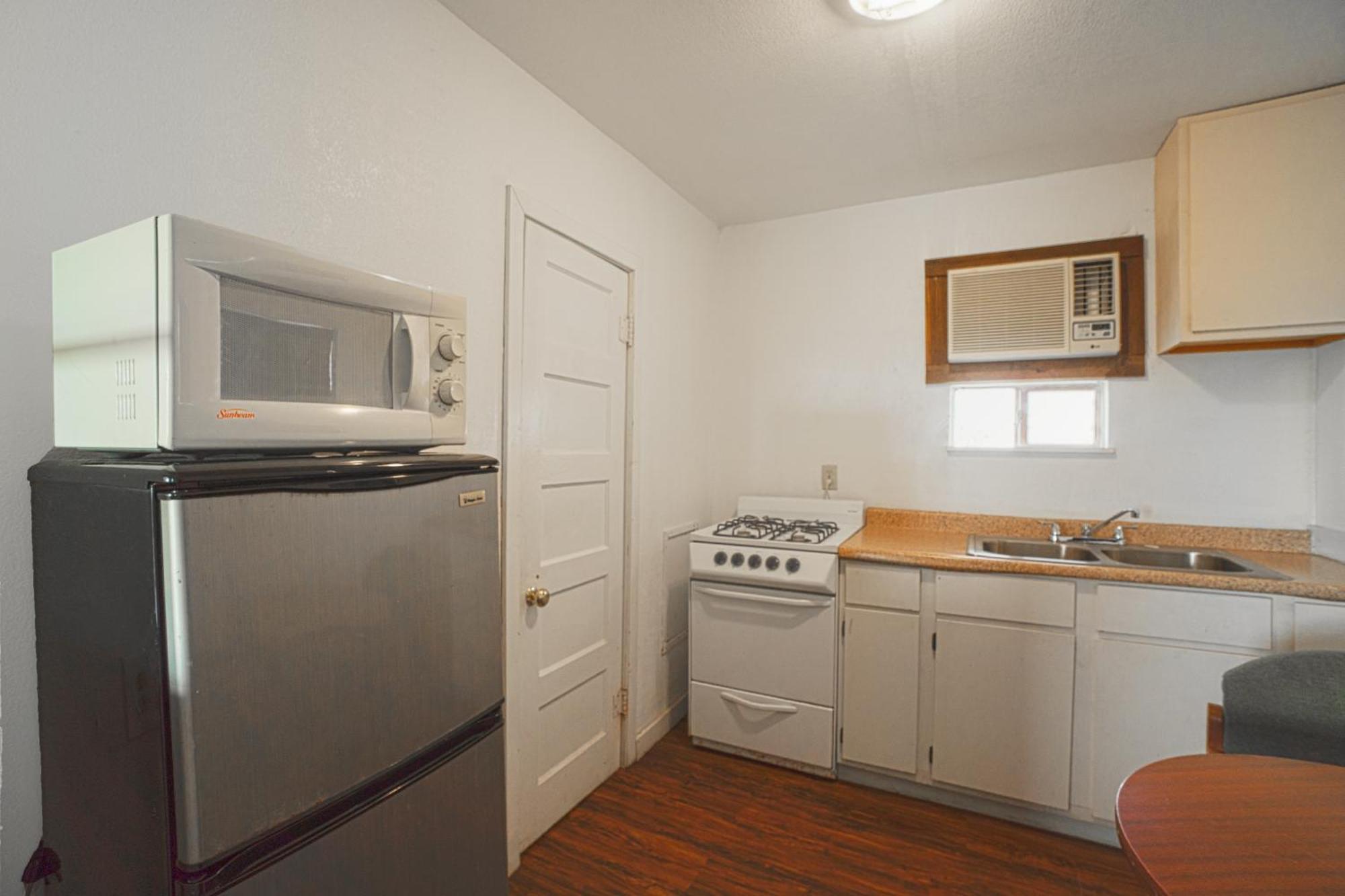 Motel Budget By Oyo 2*